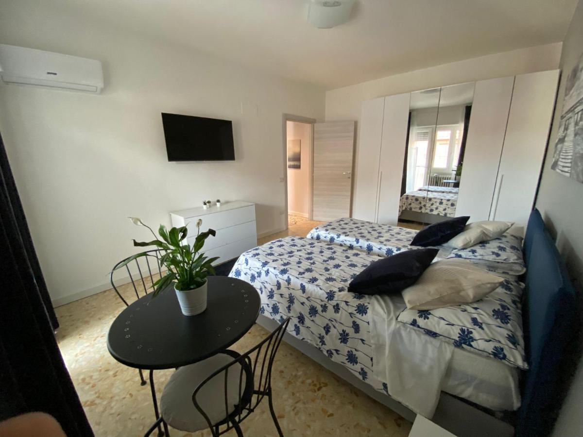 Hotel Ytha Housse Roma Centro Esterno foto